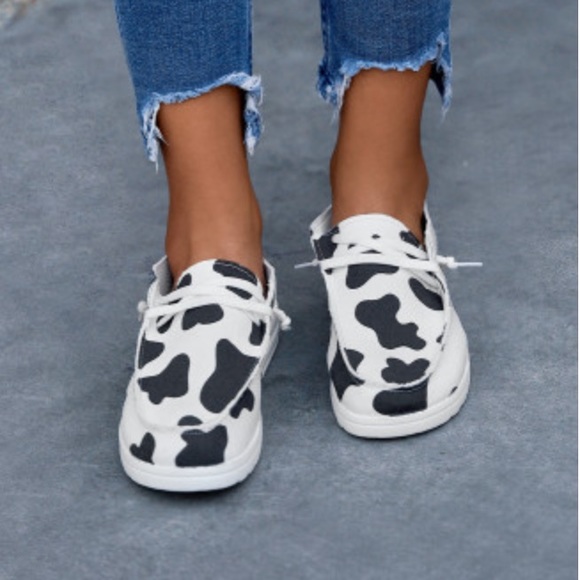 White western lacing up cow print sneakers - Picture 4 of 5